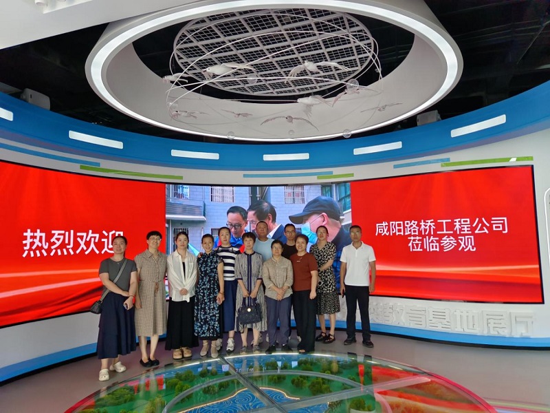 垃圾分類“啟智” 路橋環?！佰`行”